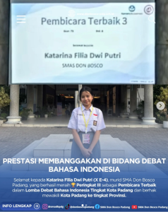 Pembicara Terbaik dalam Lomba Debat Bahasa Indonesia Tingkat Kota Padang